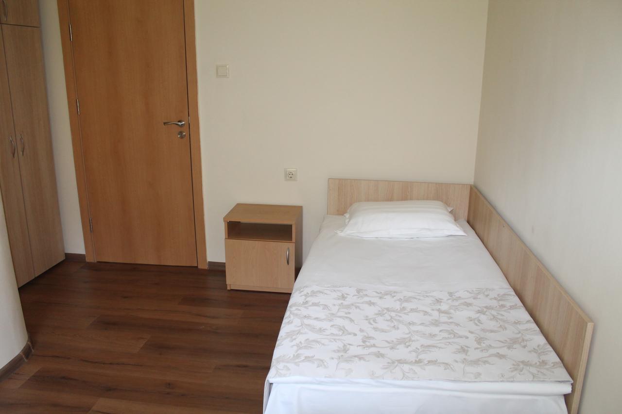 Hotel Orbita Shumen Luaran gambar